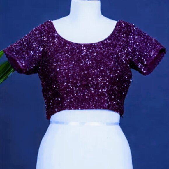 Brand New LET ME BE OMBRE CROPPED SEQUINED BLOUSE - Picture 3 of 10